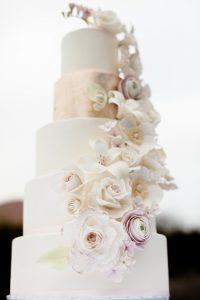 big white wedding cake